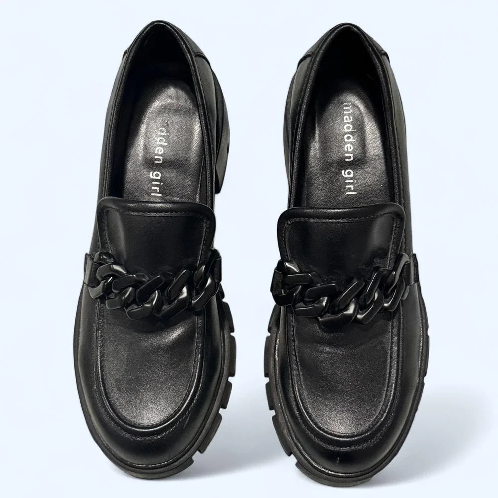 Madden Girl Black Chain Loafers 7M Chunky Lug Sole Platform Academia Goth‎ Y2K